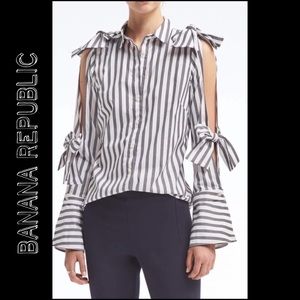 Banana Republic Cold Shoulder Button Down Top Sz 2